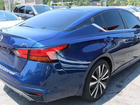 Used 2020 Nissan Altima 2.5 SR FWD image 7