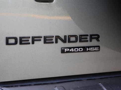Used 2020 Land Rover Defender 110 HSE AWD/4WD image 10