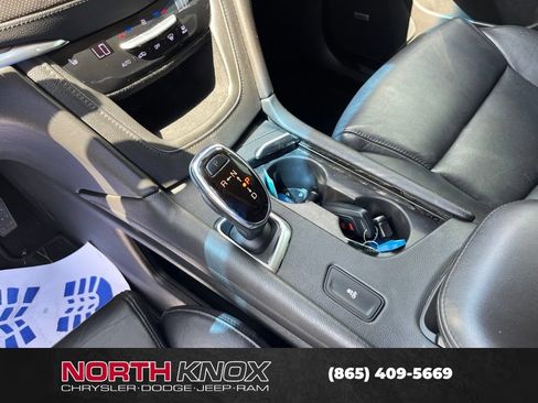 Used 2017 Cadillac XT5 Luxury FWD image 10