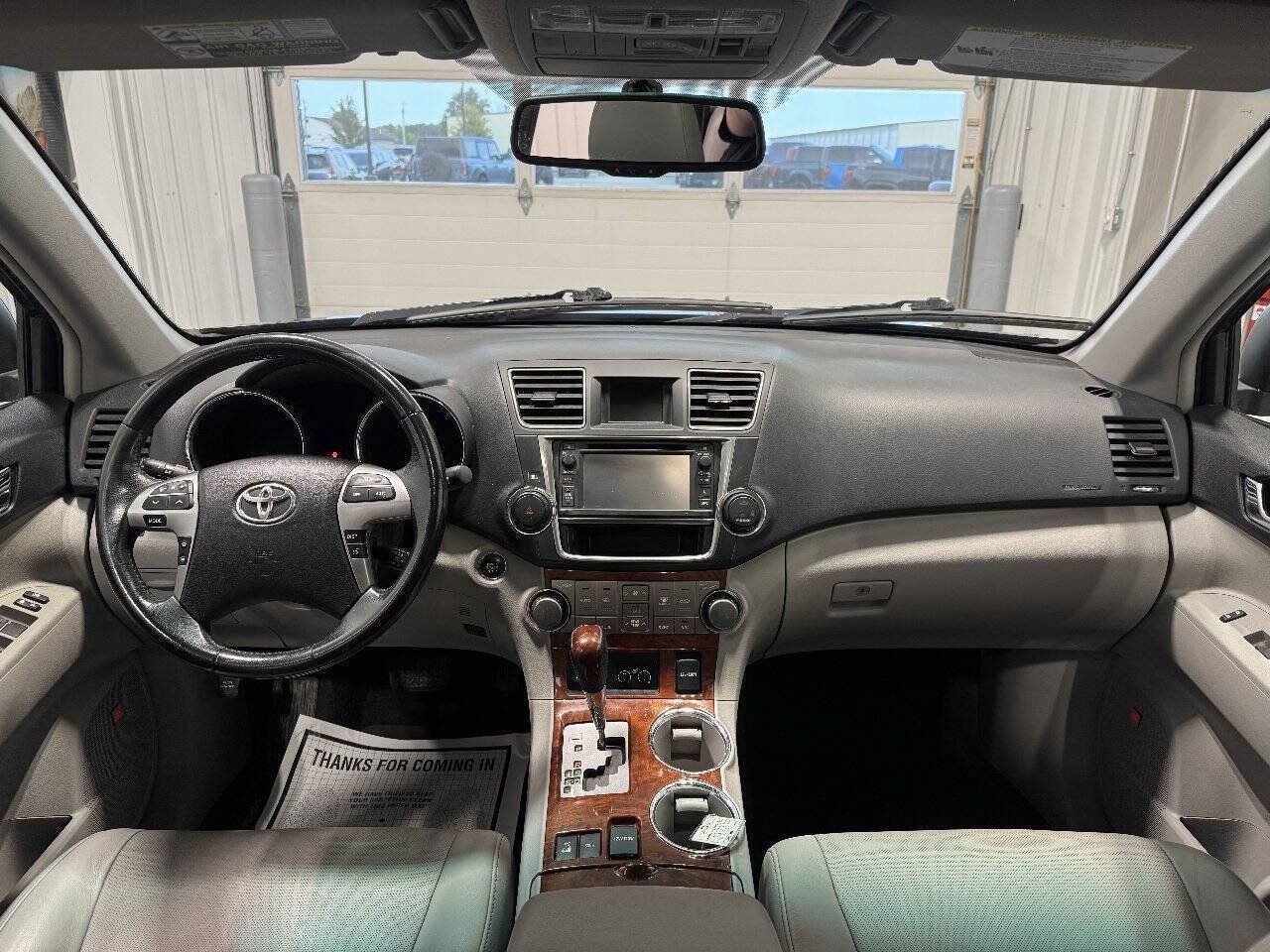 Used 2013 Toyota Highlander Limited AWD/4WD image 19