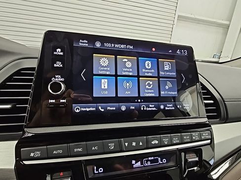 New 2026 Honda Odyssey Touring image 17