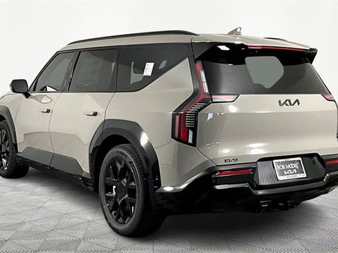 New 2026 Kia EV9 Land image 4