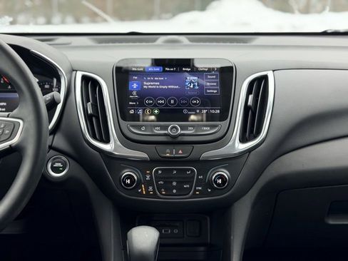 Certified 2024 Chevrolet Equinox LT image 23
