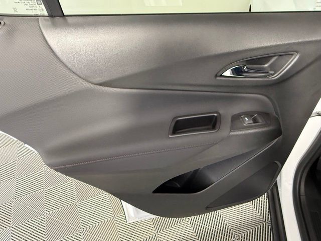 Used 2022 Chevrolet Equinox RS w/ RS Leather Package FWD image 39