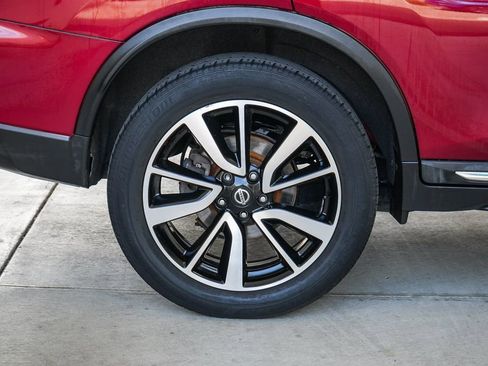 Used 2020 Nissan Rogue SL w/ Premium Package AWD/4WD image 11
