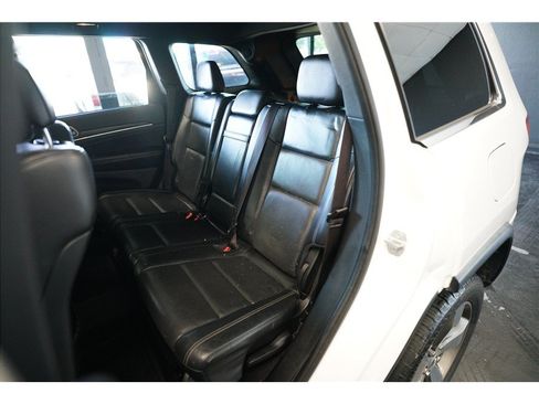 Used 2015 Jeep Grand Cherokee Limited w/ Luxury Group II AWD/4WD image 12
