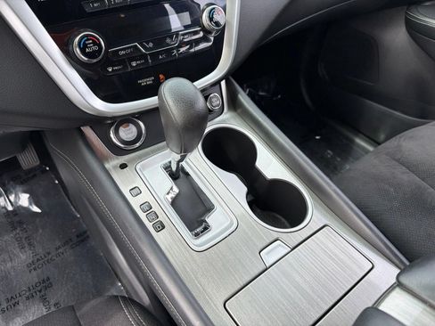 Used 2017 Nissan Murano S AWD/4WD image 30