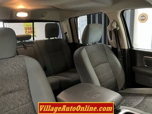 Used 2017 RAM 1500 Big Horn AWD/4WD image 39