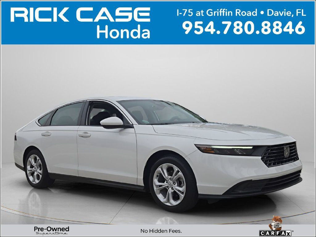 Used 2025 Honda Accord LX image 1