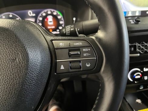 Used 2025 Honda Accord EX-L image 27