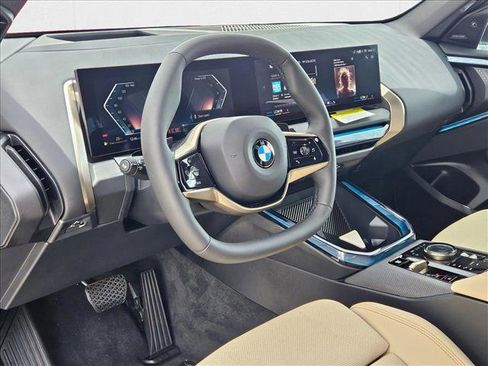 Used 2025 BMW X3 xDrive30i image 3