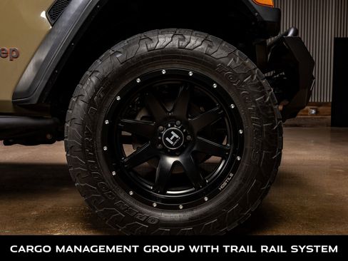 Used 2020 Jeep Gladiator Mojave w/ LED Lighting Group image 11