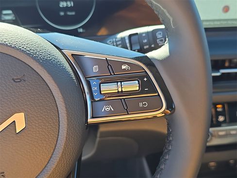 New 2026 Kia Seltos EX image 33