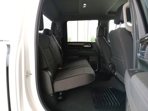 Certified 2025 Chevrolet Silverado 2500 LT w/ Convenience Package AWD/4WD image 28