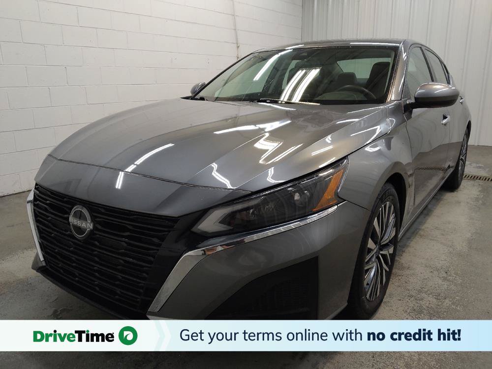 Used 2023 Nissan Altima 2.5 SV FWD image 1