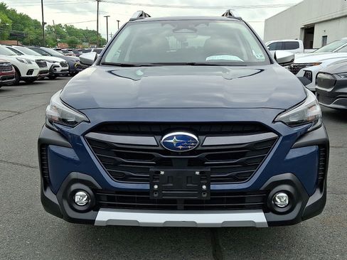 Certified 2023 Subaru Outback Touring AWD/4WD image 2