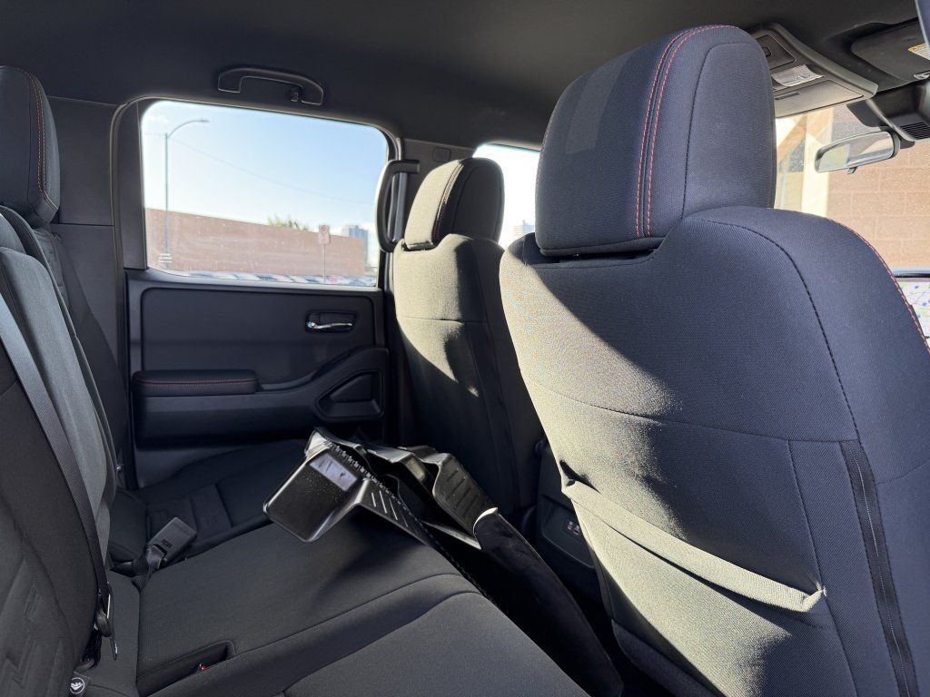 Used 2024 Nissan Frontier PRO-4X w/ Off-Road Protection Package AWD/4WD image 36