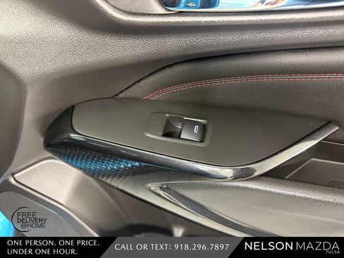 Used 2025 Chevrolet Trax RS w/ Driver Confidence Package FWD image 46