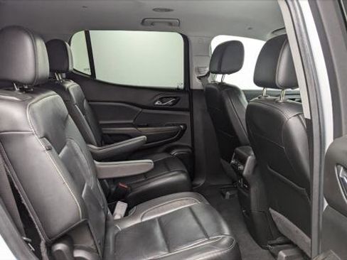 Used 2020 GMC Acadia SLT image 18