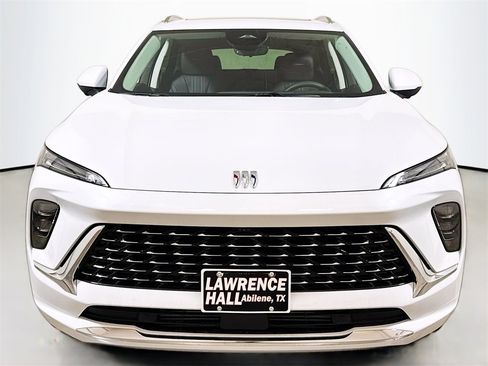 New 2026 Buick Envision Avenir image 2