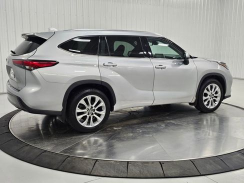 Used 2021 Toyota Highlander Limited image 35