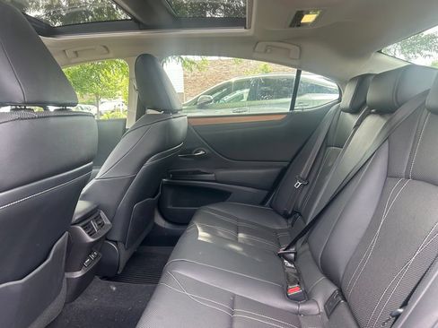 Used 2020 Lexus ES 350 w/ Accessory Package 2 FWD image 15