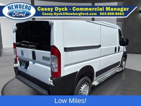 Used 2025 RAM ProMaster 2500 w/ U-Haul Equipment Group FWD image 5