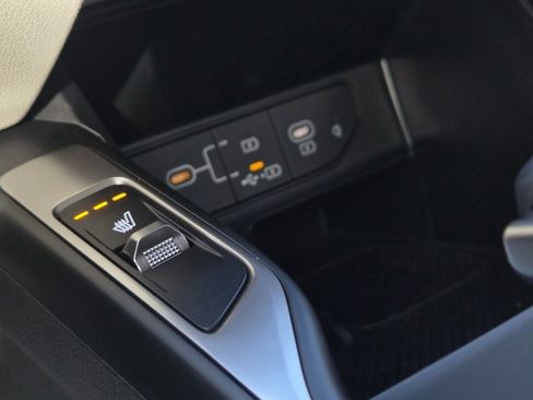 New 2025 Kia Sorento S image 30