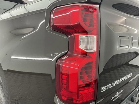 Used 2019 Chevrolet Silverado 1500 LT w/ All-Star Edition image 20