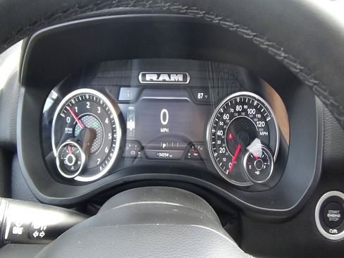 Certified 2025 RAM 1500 Big Horn AWD/4WD image 27