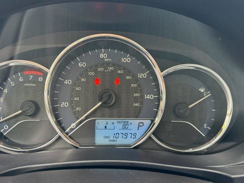Used 2016 Toyota Corolla LE FWD image 16