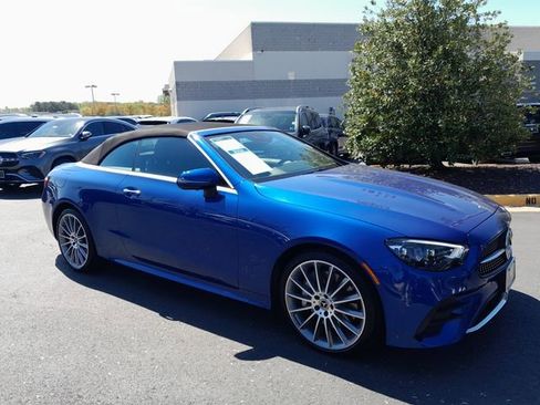 Used 2023 Mercedes-Benz E 450 4MATIC Cabriolet image 2