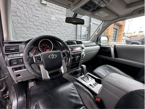 Used 2010 Toyota 4Runner Limited AWD/4WD image 14