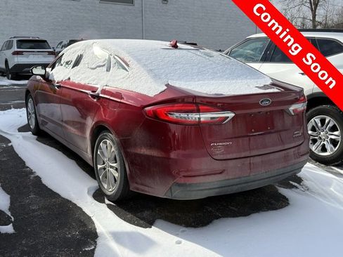 Used 2019 Ford Fusion SEL image 4