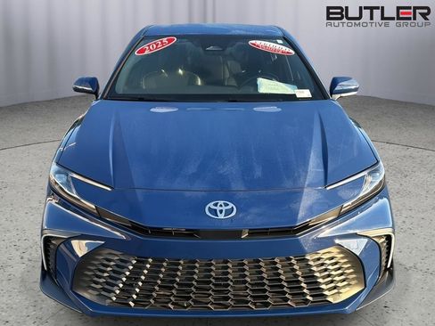 Certified 2025 Toyota Camry SE w/ Multimedia Upgrade Package FWD image 9