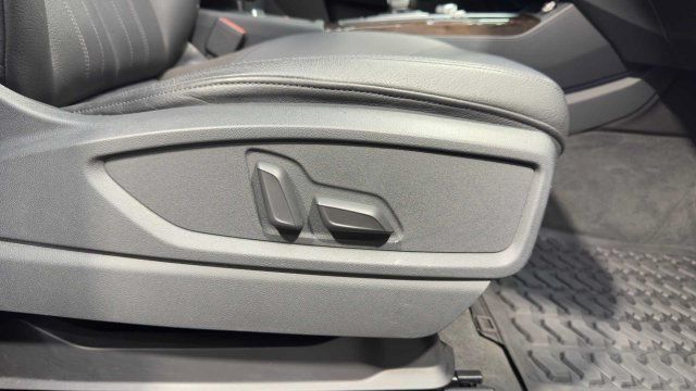 Used 2018 Audi Q5 2.0T Premium AWD/4WD image 13