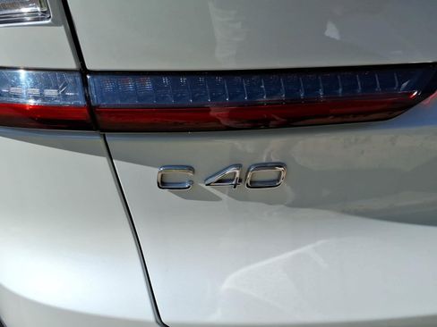 Certified 2023 Volvo C40 P8 Recharge Ultimate AWD/4WD image 28