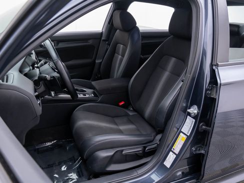 Used 2023 Honda Civic Sport image 12