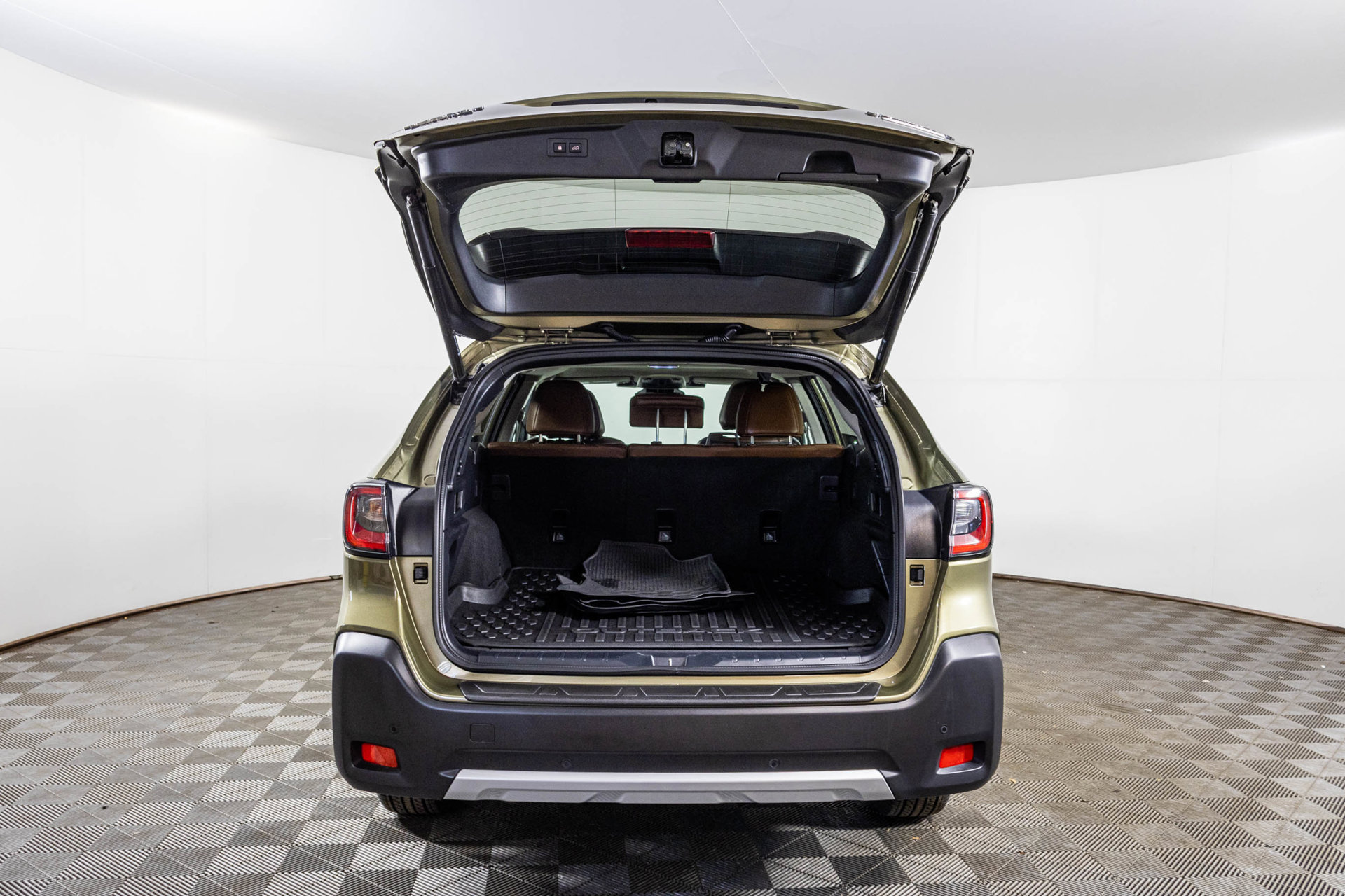 Used 2024 Subaru Outback Touring AWD/4WD image 44