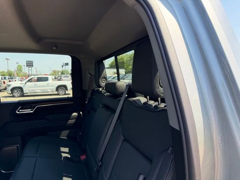 New 2026 GMC Sierra 2500 Denali w/ Denali Reserve Package AWD/4WD image 7
