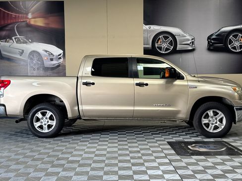 Used 2007 Toyota Tundra SR5 w/ Preferred Accessory Pkg RWD image 3