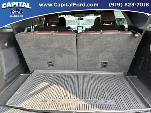 Certified 2020 Ford Explorer Platinum w/ Premium Technology Package AWD/4WD image 16