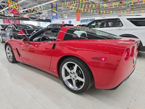 Used 2007 Chevrolet Corvette Coupe RWD image 4