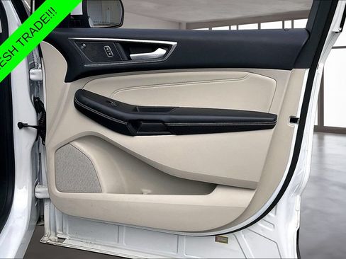 Used 2021 Ford Edge Titanium w/ Equipment Group 301A FWD image 26
