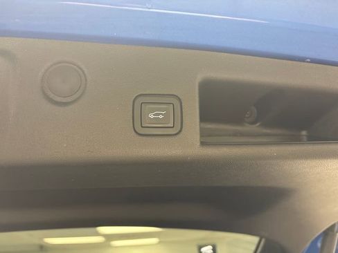 Used 2024 Chevrolet Equinox RS image 28