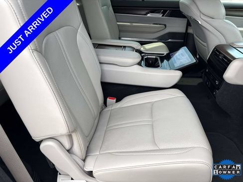 Used 2023 Jeep Grand Wagoneer 4WD image 24