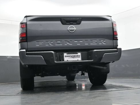 Certified 2026 Nissan Frontier SV w/ SV Convenience Package RWD image 38