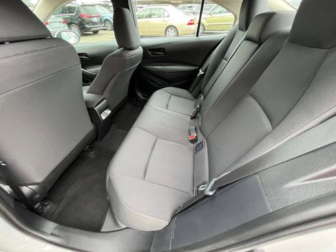 Used 2025 Toyota Corolla LE FWD image 21