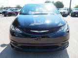 New 2025 Chrysler Voyager LX image 3