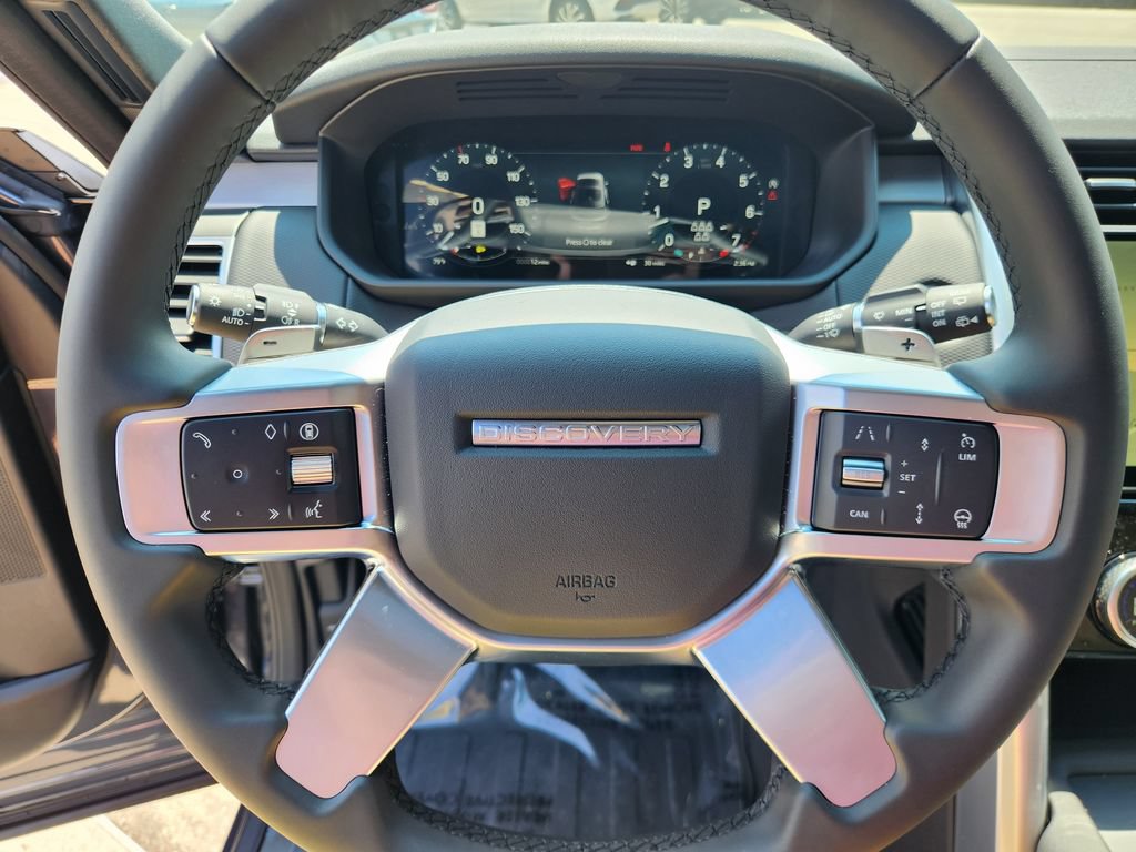 New 2026 Land Rover Discovery Limited Edition AWD/4WD image 20